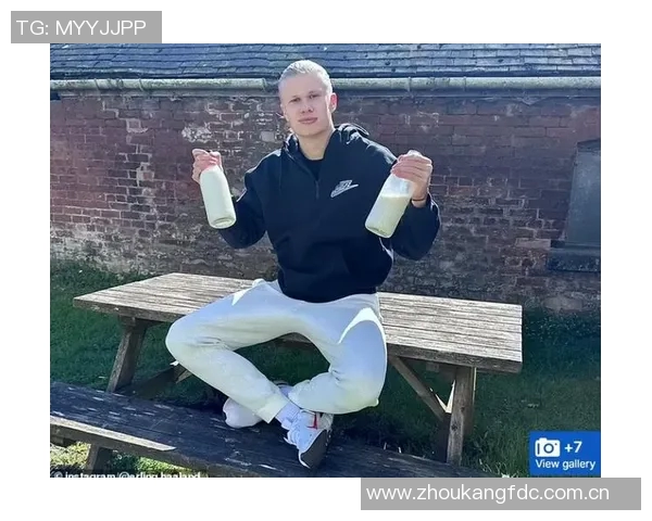 哈兰德饮食揭秘:每天六顿美食每周末尽情享受肉类盛宴